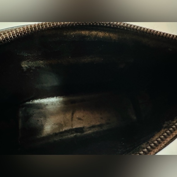 Authentic Gucci Brown Leather Square G Monogram Makeup Cosmetic Bag Pouch - Picture 9 of 9